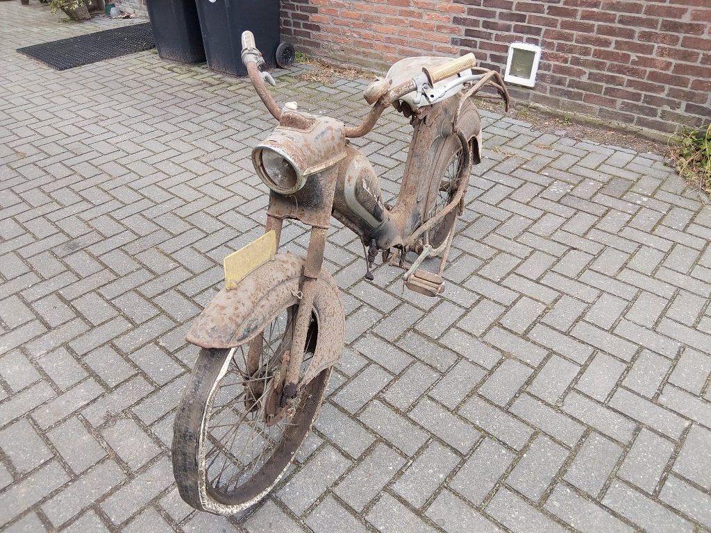 Berini bromfiets opknapper, Fietsen en Brommers, Brommers | Oldtimers, Ophalen of Verzenden, Overige merken