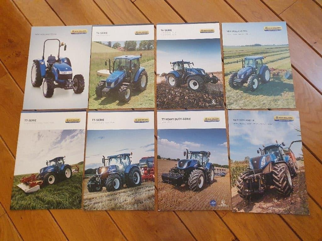 Set New Holland tractor folders, Boeken, Catalogussen en Folders, Ophalen of Verzenden, Zo goed als nieuw, Folder