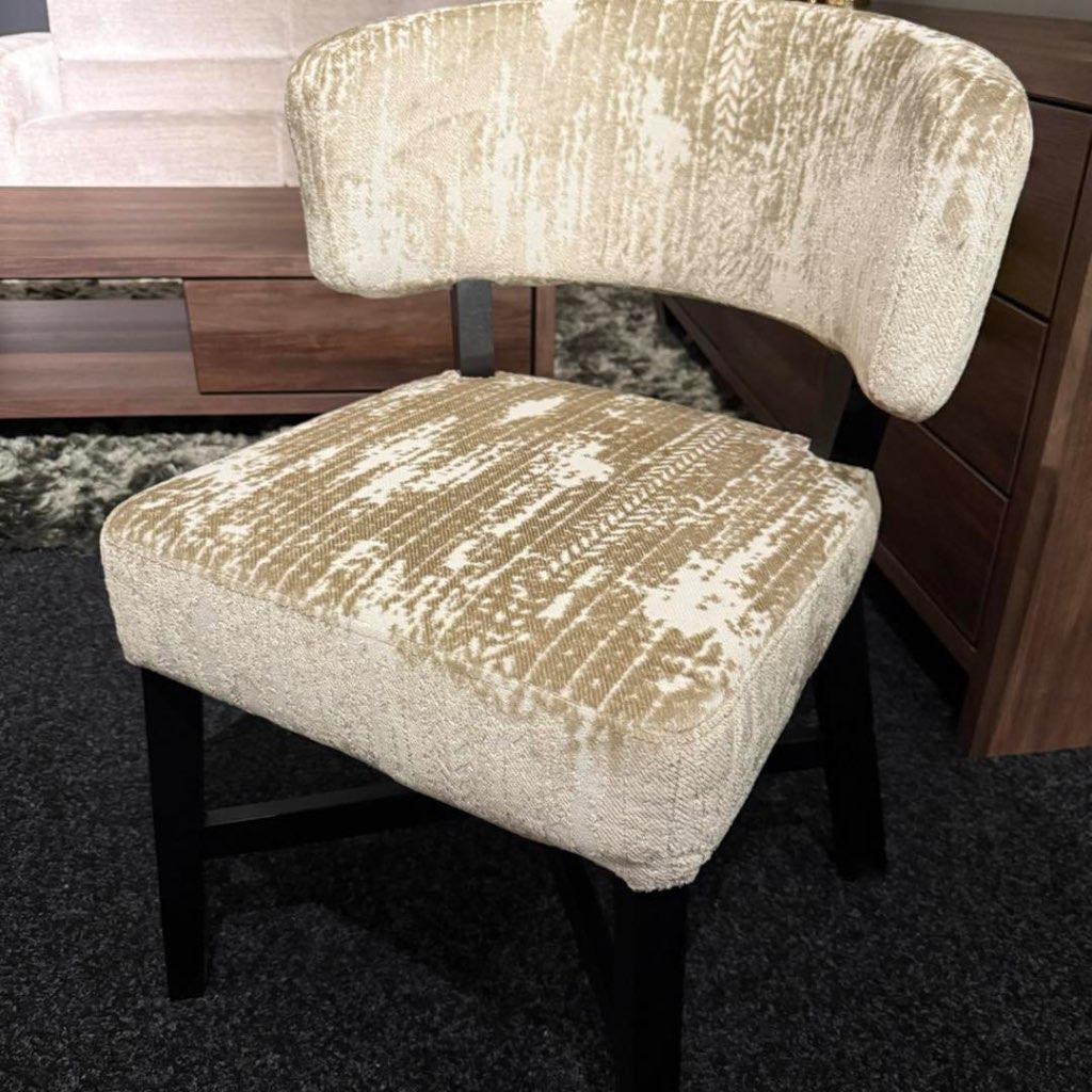 Set 4 stoelen Matteo van UrbanSofa