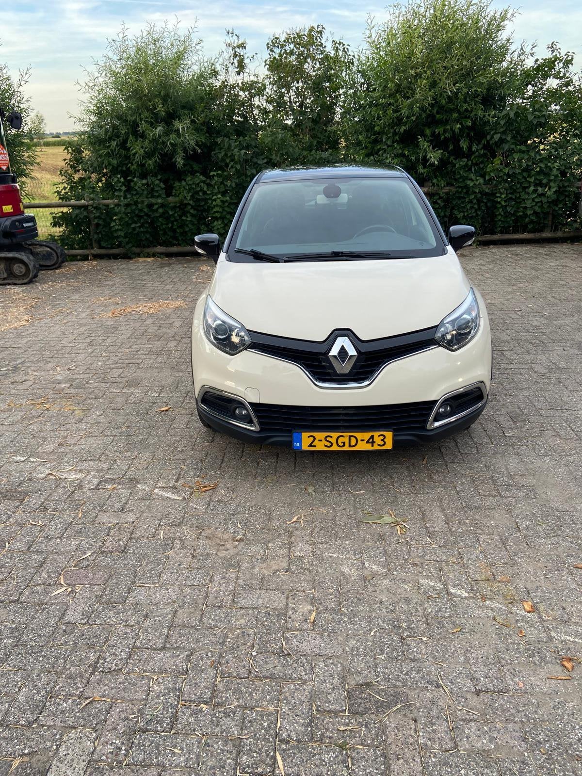 Renault Captur 1.2 TCE 120 EDC 2013 creme, Auto's, Renault, Particulier, Captur, Benzine, B, SUV of Terreinwagen, Automaat, Origineel Nederlands