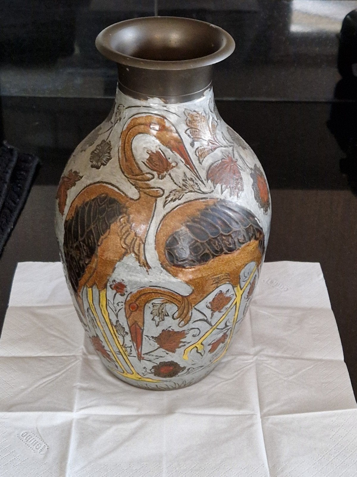 Vintage Indiase Koperen Vaas Kraanvogels en Bloemen, Ophalen of Verzenden