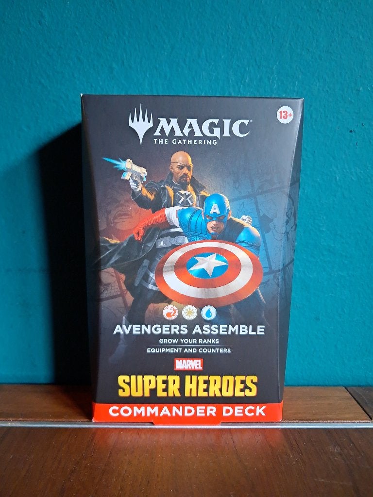 Avengers Assemble, Ongeopende Commander Deck, Verzenden, Nieuw, Speeldeck