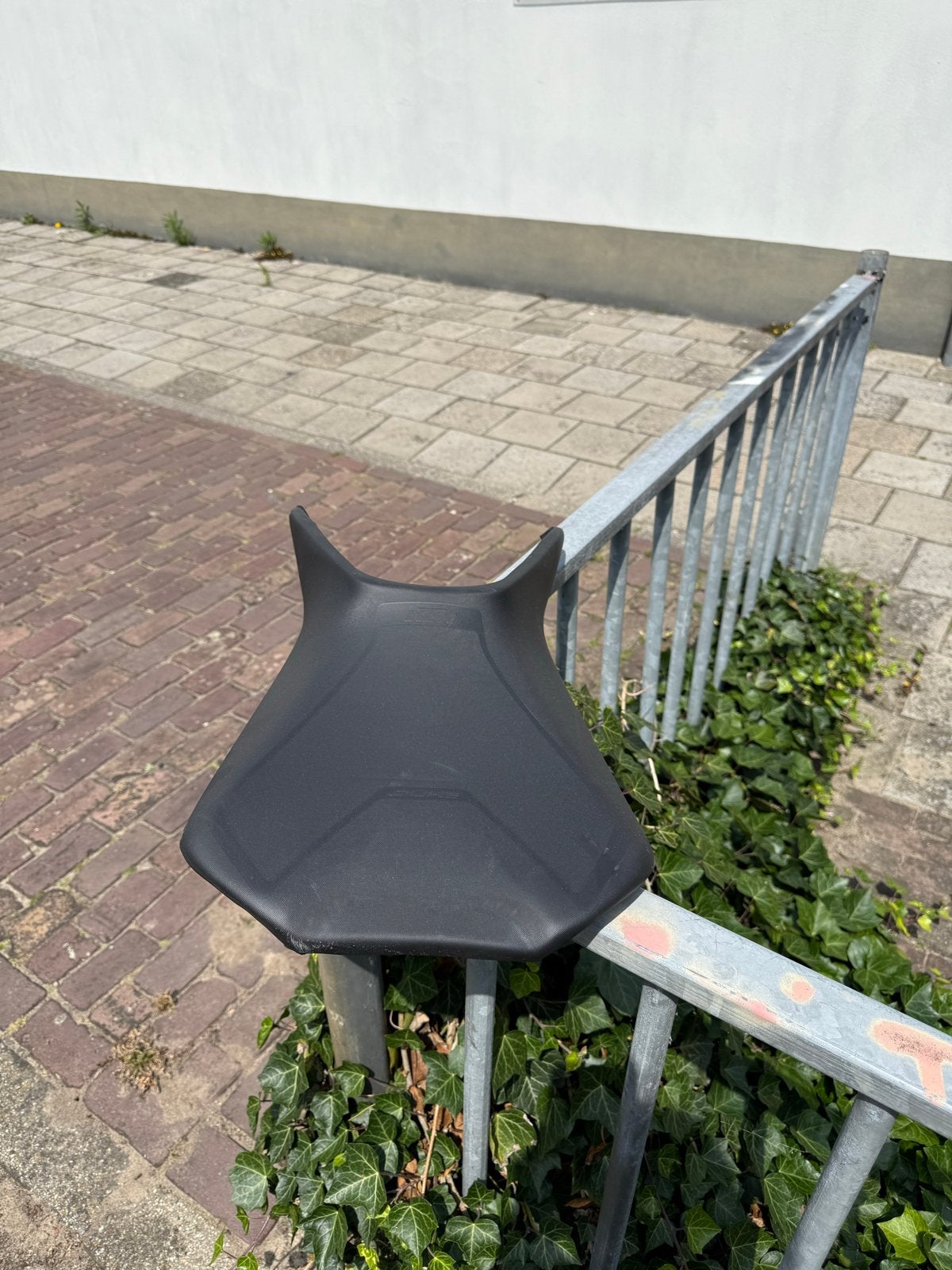 KTM Duke 390 Zadel - Origineel en Comfortabel, Ophalen, Gebruikt