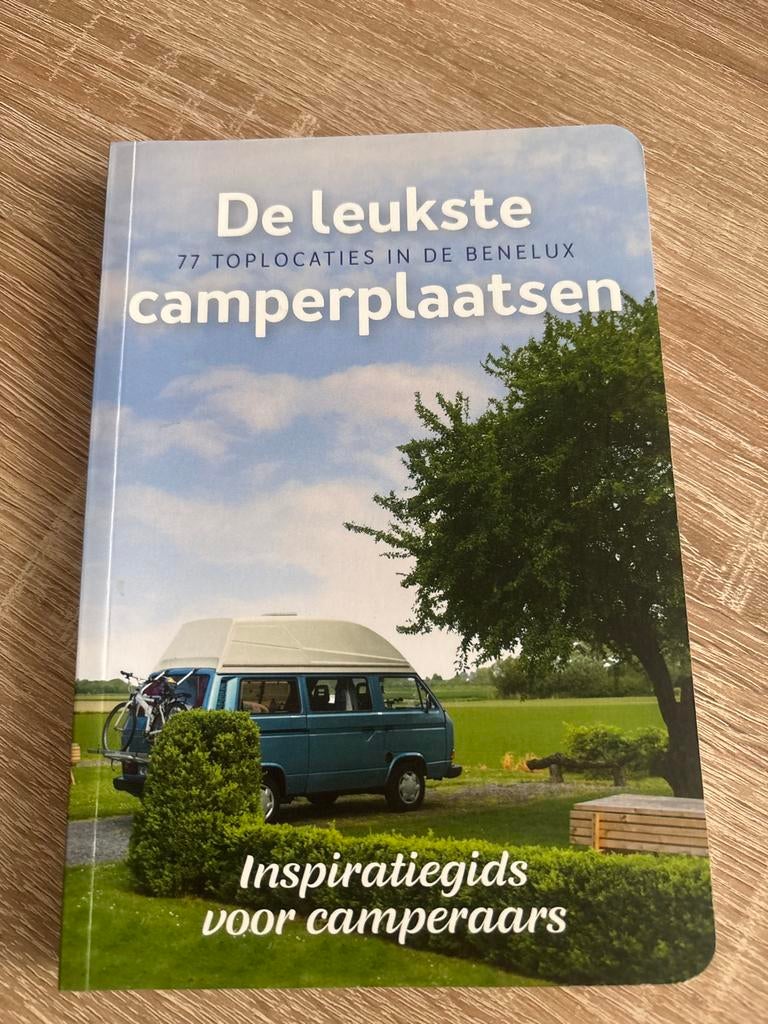 De Leukste Camperplaatsen Benelux - Inspiratiegids, Boeken, Reisgidsen, Overige merken, Ophalen of Verzenden, Zo goed als nieuw