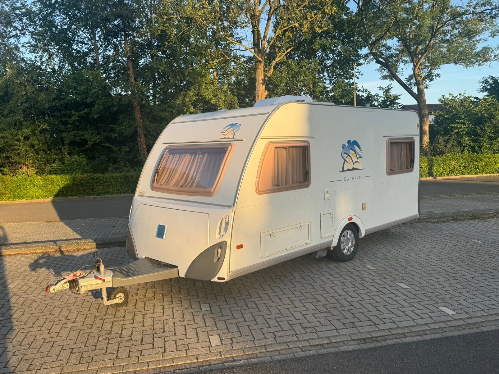 Knaus Sudwind 450KU -mover-airco-zakluifel-, Caravans en Kamperen, Caravans, Rondzit, Particulier, 4 tot 5 meter, Knaus