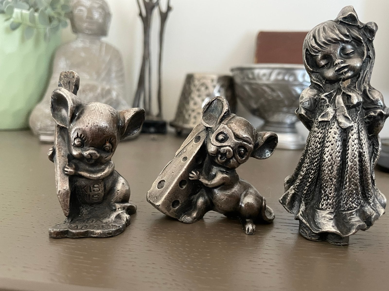 Set van 3 gietijzeren beeldjes: muizen en meisje, Ophalen of Verzenden, Gebruikt, Dier