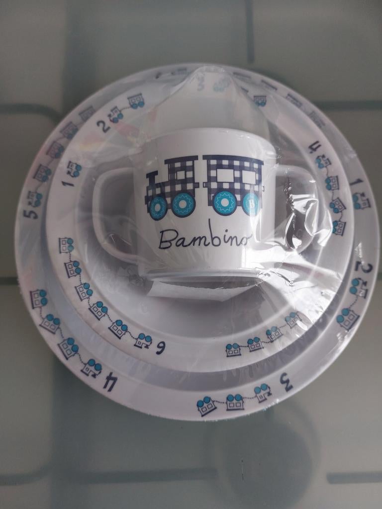 Bambino Eetsetje met Trein Design - Nieuw in Verpakking, Kinderen en Baby's, Kinderspulletjes, Nieuw, Ophalen of Verzenden