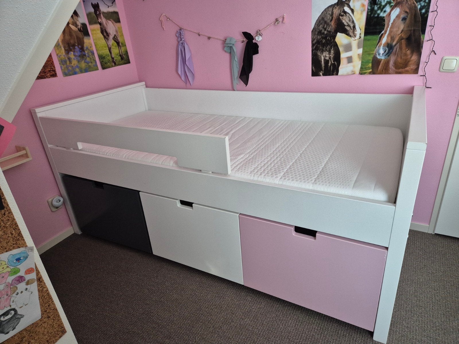 Bopita bedbank met lades en bureau - Wit/Roze/Grijs, Ophalen, Gebruikt, 90 cm, Eenpersoons