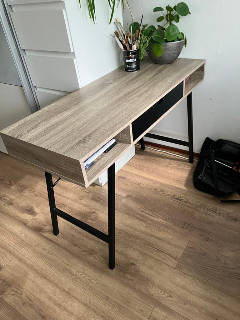 jysk Bureau ABBETVED 48x120 licht eiken kleur/zwart, Huis en Inrichting, Bureaus, Zwart, Met lades, Spaanplaat of MDF, Ophalen of Verzenden