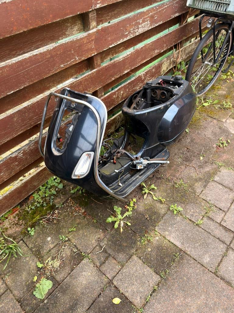 Vespa lx50 framenummers en kenteken ZONDER WOK, Tweetakt, Ophalen of Verzenden, Zo goed als nieuw, Vespa LX