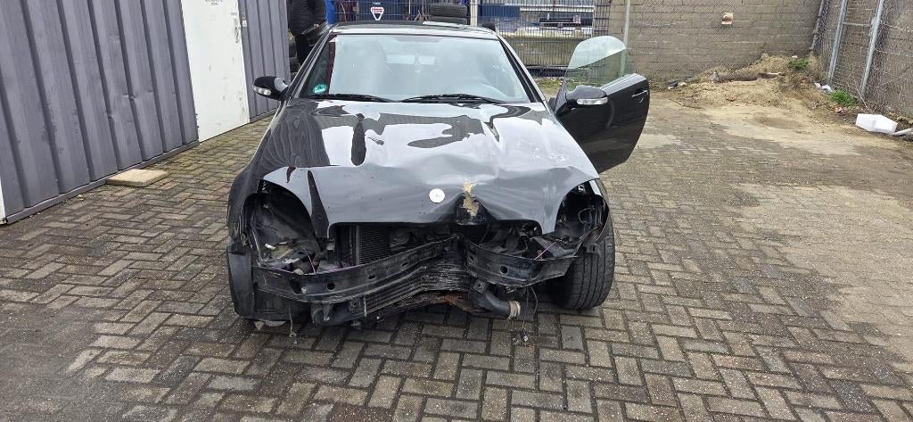 Mercedes-Benz SLK 200, Auto diversen, Schadeauto's, Cabriolet, Zwart, Mercedes-Benz, Handgeschakeld