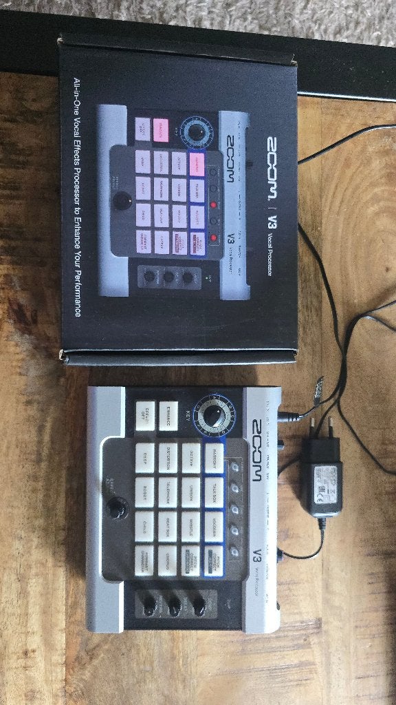 Zoom V3 vocal processor - in absolute nieuwstaat, Ophalen of Verzenden, Zo goed als nieuw, Overige merken