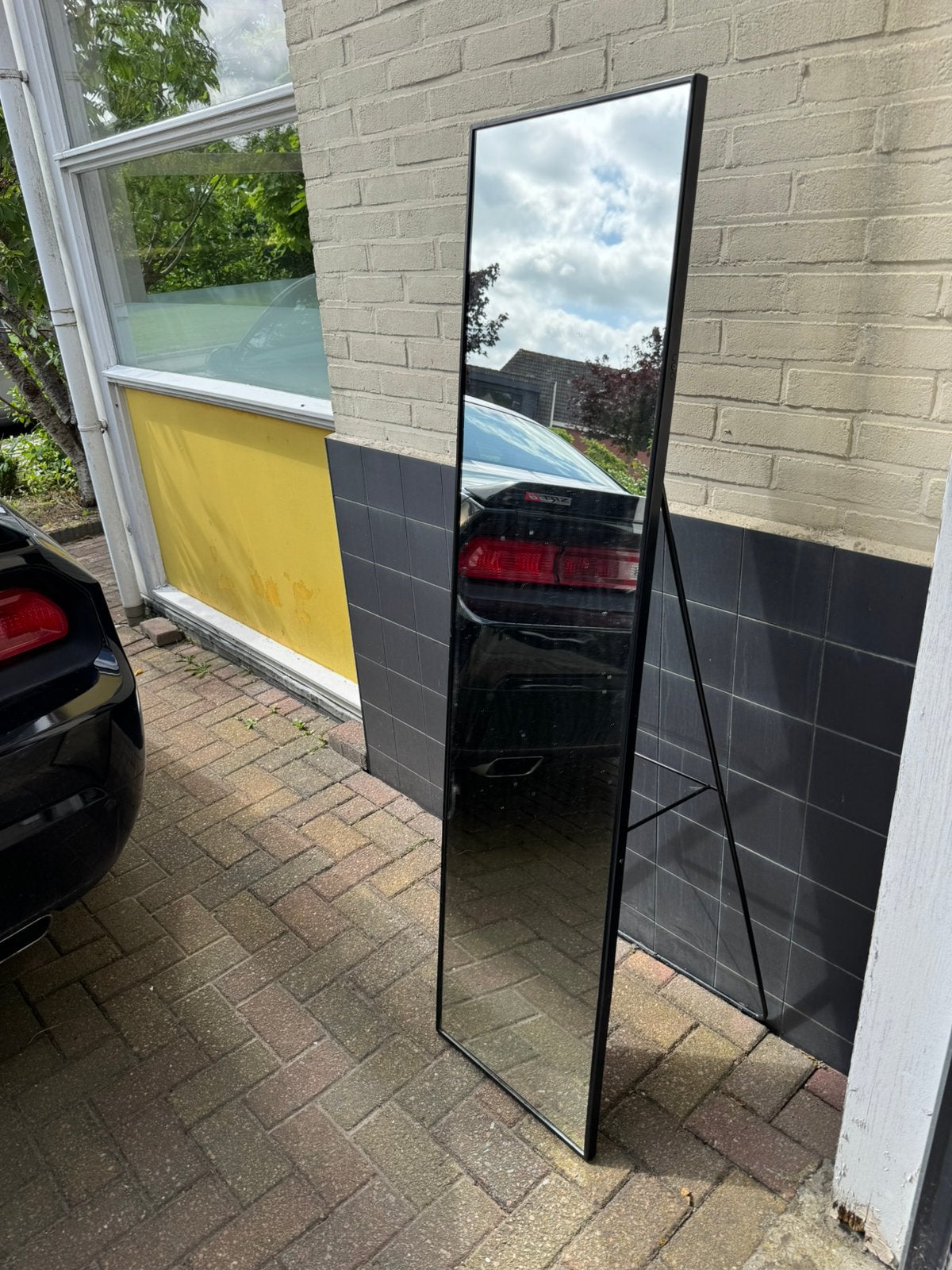 IKEA Karmsund staande spiegel zwart staal rechthoek, Huis en Inrichting, Woonaccessoires | Spiegels, Ophalen, Minder dan 50 cm