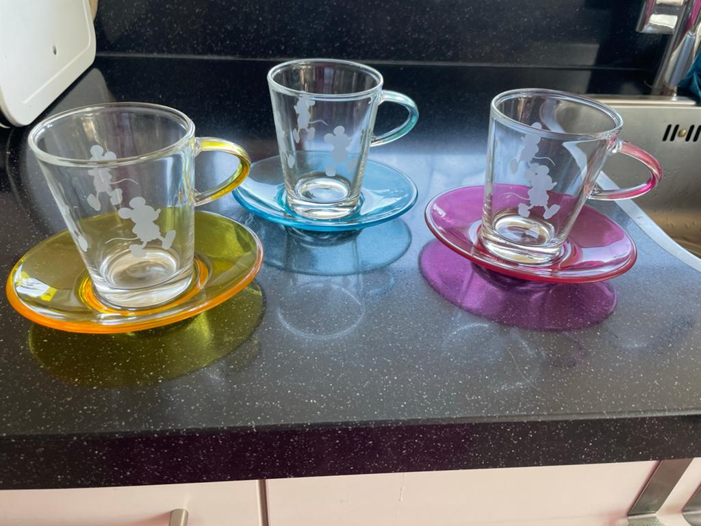 3 Exclusieve Disneyland Glazen Kop & Schotels - Roze, Blauw,, Ophalen, Mickey Mouse, Zo goed als nieuw, Servies