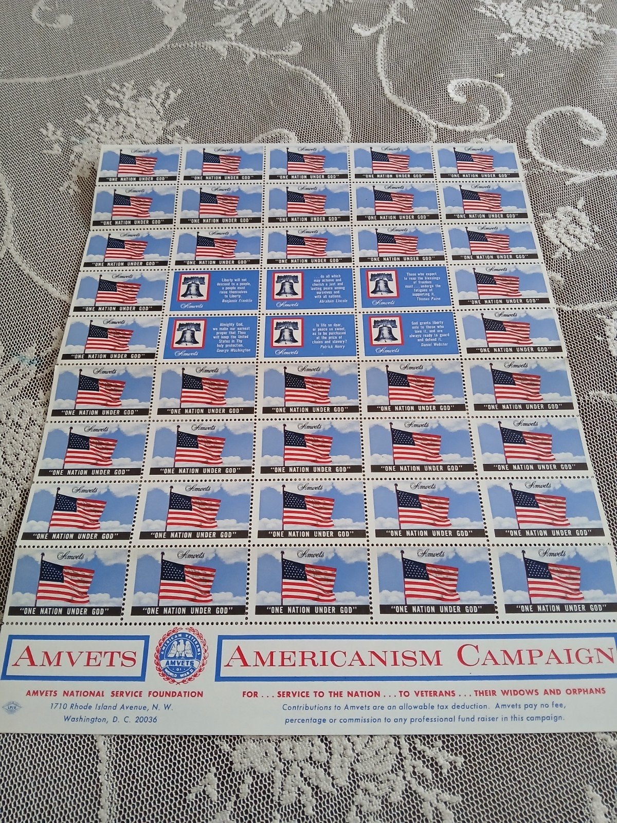 Vel van 45 sluitzegels Amvets USA 1959, Ophalen of Verzenden, Overige thema's