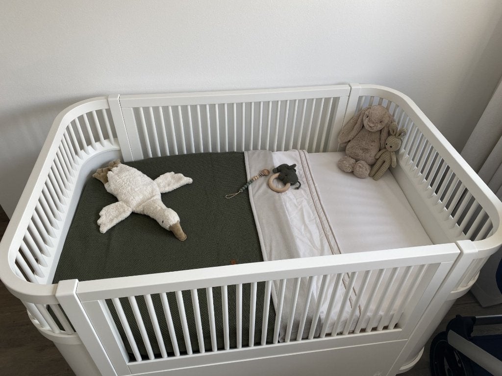 Sebra bed inclusief matras, Kinderen en Baby's, Kinderkamer | Bedden, Ophalen, 70 tot 85 cm, Zo goed als nieuw, Minder dan 140 cm