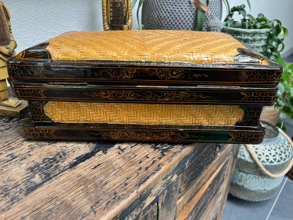 Chinese vintage kist hout met riet Chinees groot model, Minder dan 50 cm, Gebruikt, Overige materialen, Minder dan 50 cm
