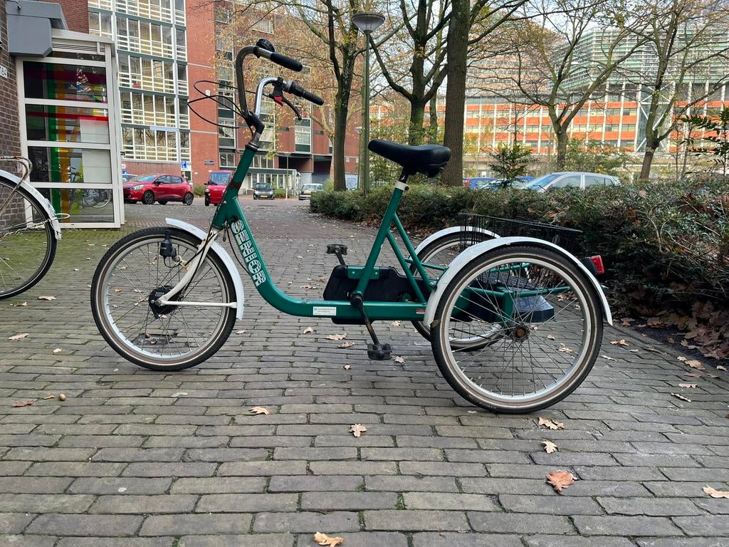 KAPOTTE Driewiel fiets Volwassenen - te koop voor onderdelen, Fietsen en Brommers, Fietsen | Driewielfietsen, Zo goed als nieuw