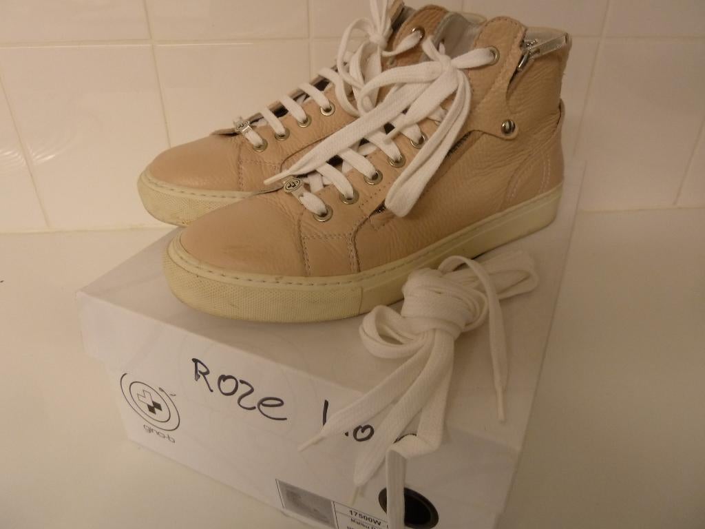 GINO B METRO SNEAKERS MAAT 39 NIEUWSTAAT ROZE, Ophalen of Verzenden, Roze, GINO B METRO SNEAKERS, Sneakers of Gympen