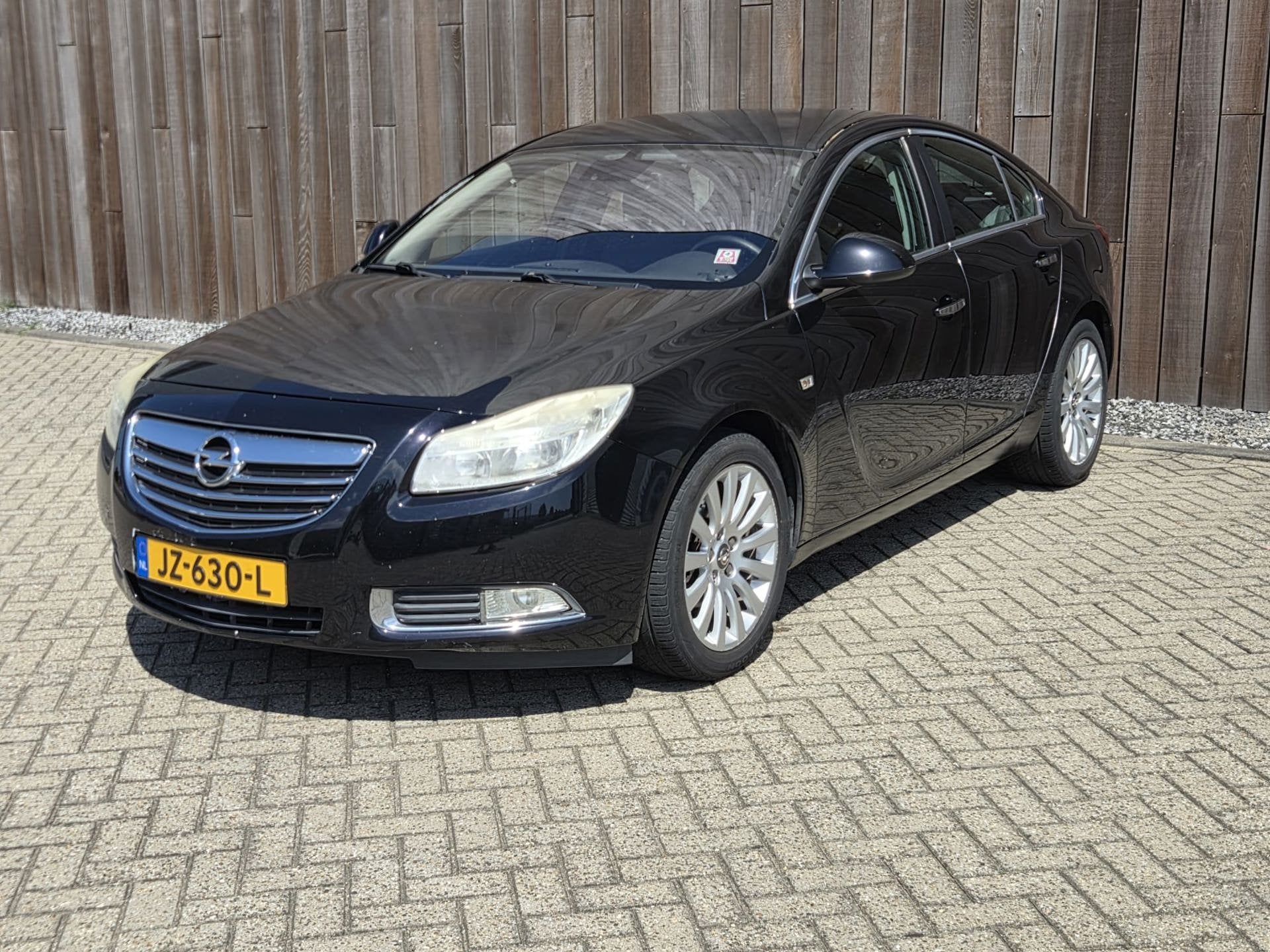 Opel Insignia 1.8 Executive, Auto's, Opel, Euro 5, Gebruikt, 4 cilinders, Zwart