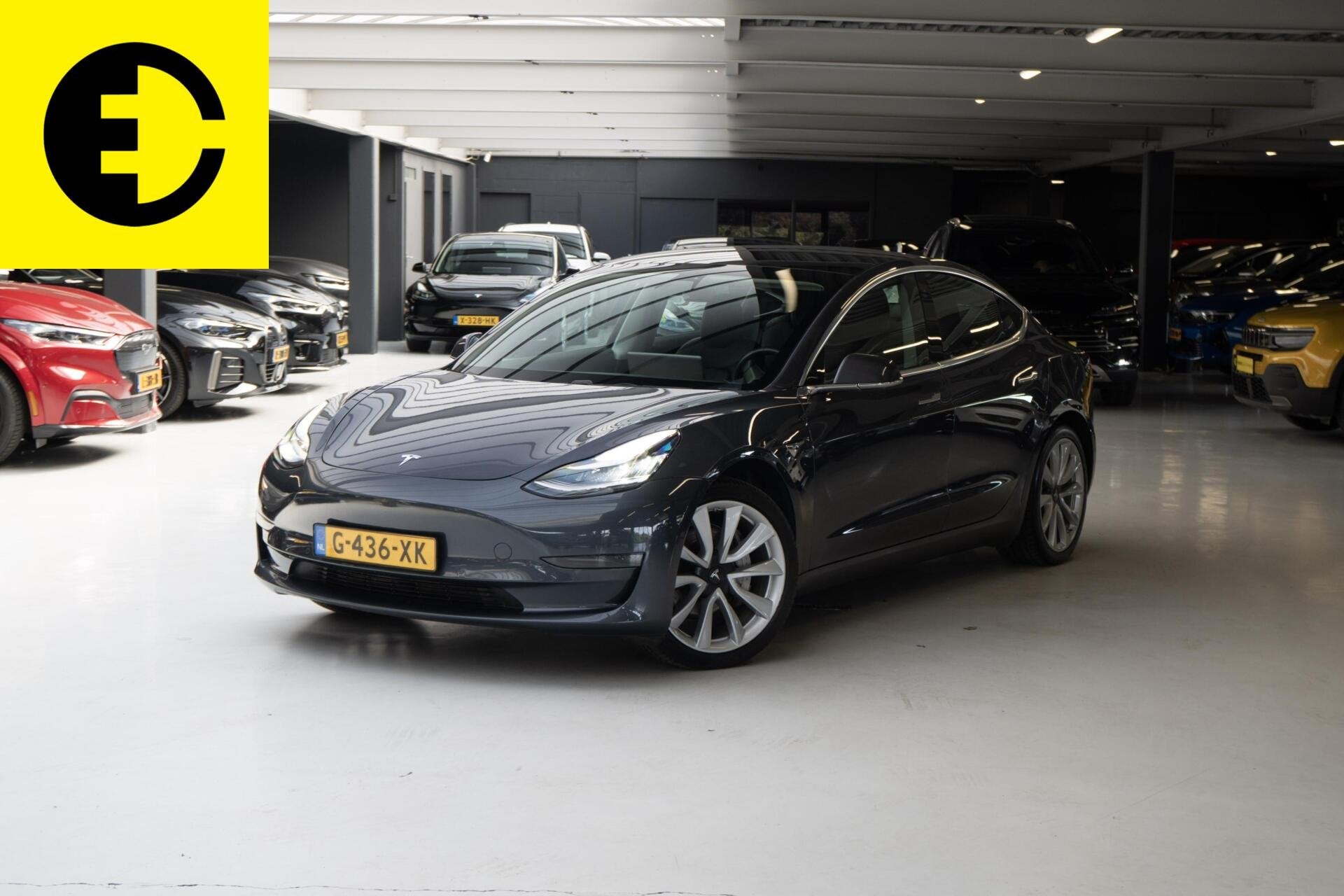 Tesla Model 3 Long Range AWD 75 kWh | SOH 87,8% | FSD | Trek, Automaat, Zwart, 351 pk, 1000 kg