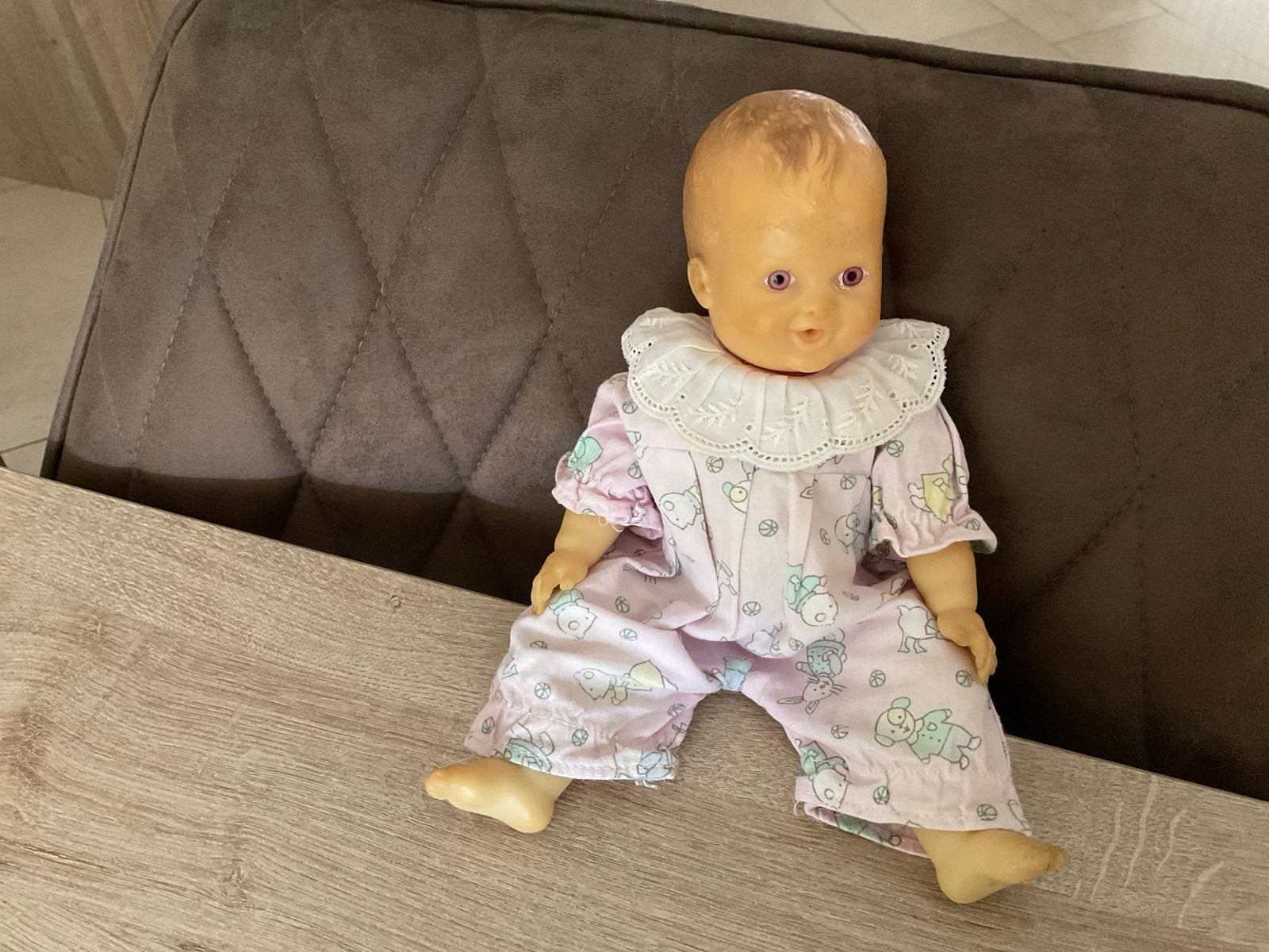 Vintage Babypop in Roze Pyjama, Ophalen, Gebruikt, Babypop