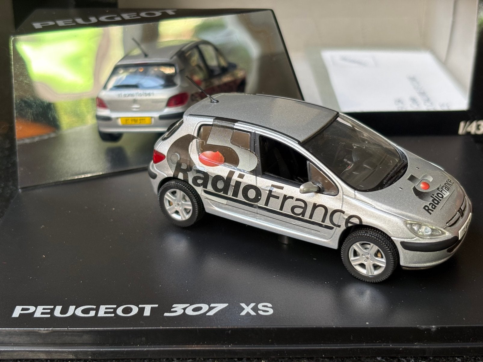 Peugeot 307 XS Radio France 1:43 Norev, Ophalen of Verzenden, Zo goed als nieuw, Auto, Norev