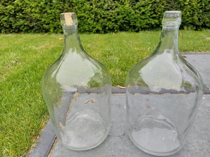 Gistflessen, Ayelense groen(14-16 l),Viresa groen(5l), blanc, Ophalen