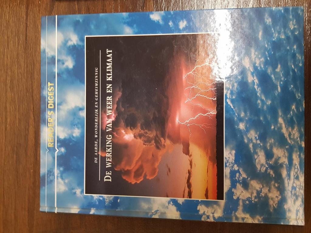 Weerboek werking van weer en klimaat, Ophalen of Verzenden