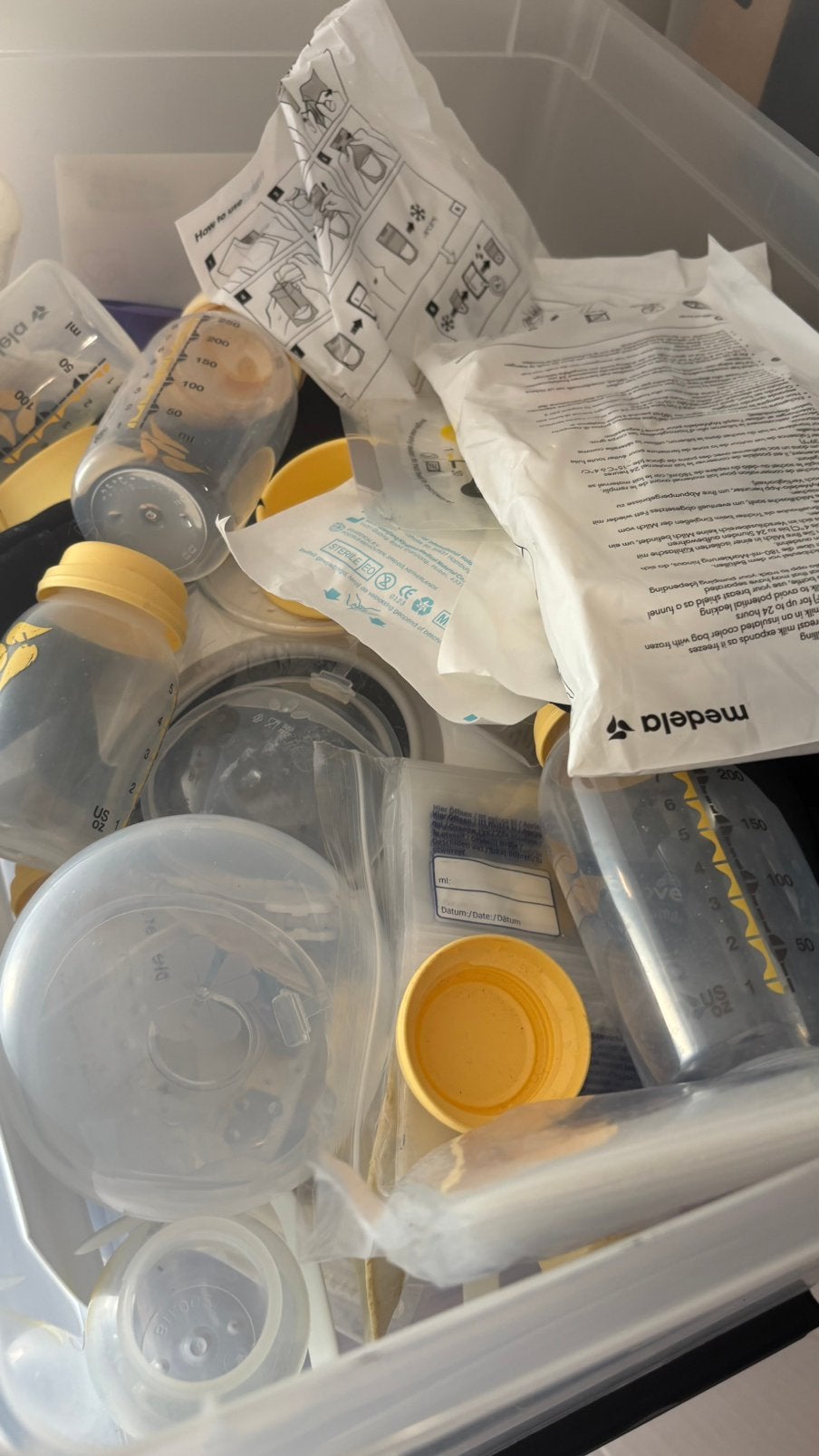 Doos met medela spullen, Ophalen, Zo goed als nieuw, Overige typen