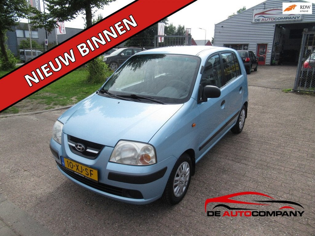 Hyundai Atos 1.1i Active Young Nieuwe Apk, Auto's, Hyundai, Voorwielaandrijving, 31 €/maand, 4 cilinders, Origineel Nederlands