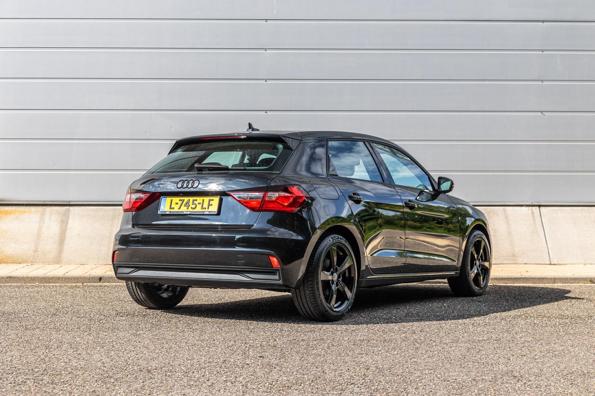 Audi A1 Sportback 25 TFSI 95pk Pro Line | Smartphone Interfa, Auto's, Stof, 95 pk, Origineel Nederlands, Bedrijf