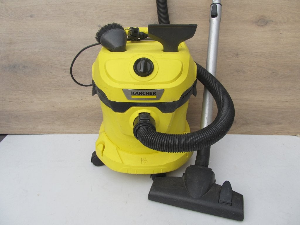 Karcher Nat/droog zuiger WD 2 plus 1000 watt met stofzakken, Ophalen, Gebruikt, Kärcher, Stille werking