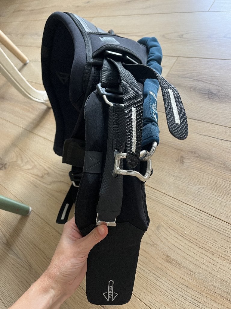 Harnas hardshell Brunotti, maat XS, Ophalen, Geen board, Zo goed als nieuw, 10 m²