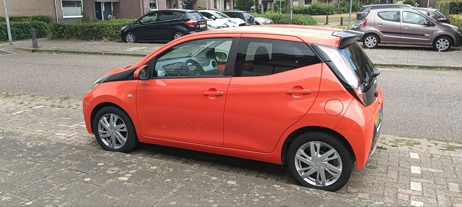 Toyota Aygo 1.0 12V Vvt-i 5drs 2016, Voorwielaandrijving, Stof, Euro 6, Overige kleuren