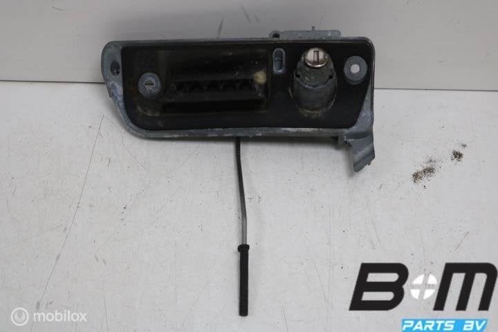 Achterdeurgreep VW Caddy 2K Life 2K0827565H, Gebruikt