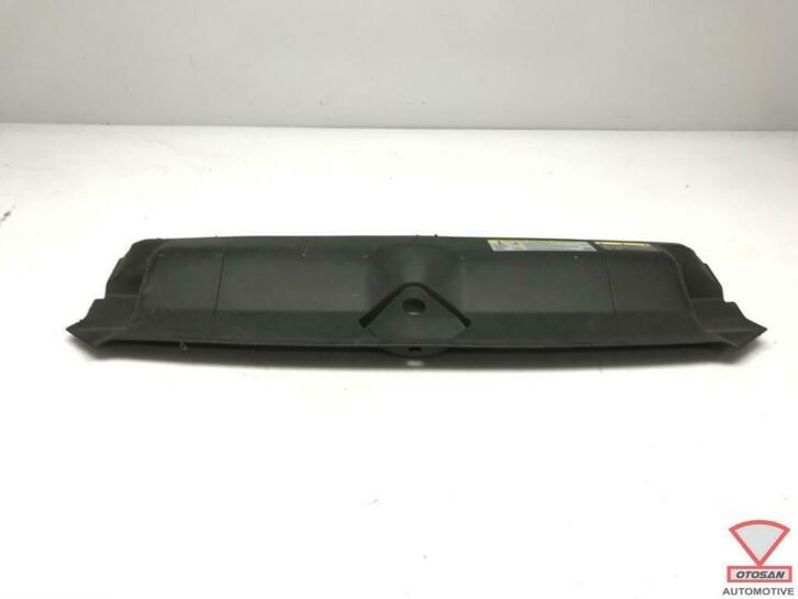 audi a4 8w afdekking slot 8w6807081b