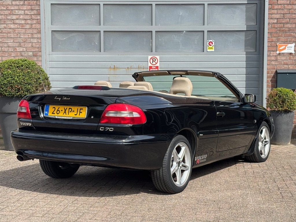 Volvo C70 Convertible 2.4 T Sport LEES TEKST! APK verlopen., C70, Gebruikt, 194 pk, 4 stoelen