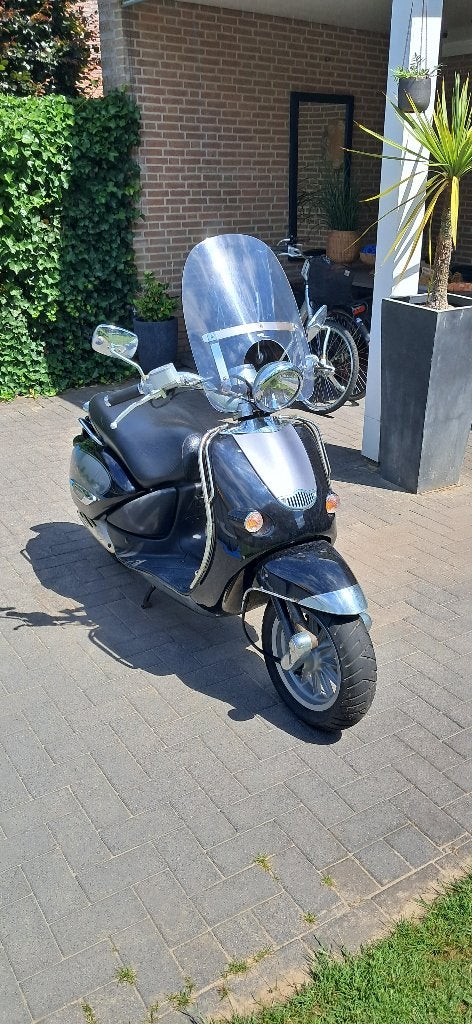 Aprilia Mojito Costum, Fietsen en Brommers, Ophalen, Gebruikt, Mojito of Habana, Benzine