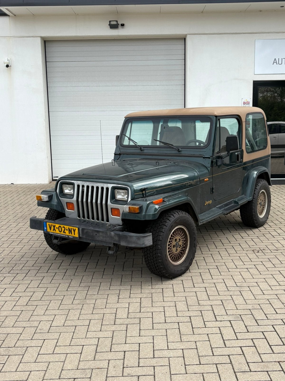 Jeep wrangler 4.0 Hardtop Opknapper, Stof, Handgeschakeld, Vierwielaandrijving, SUV of Terreinwagen