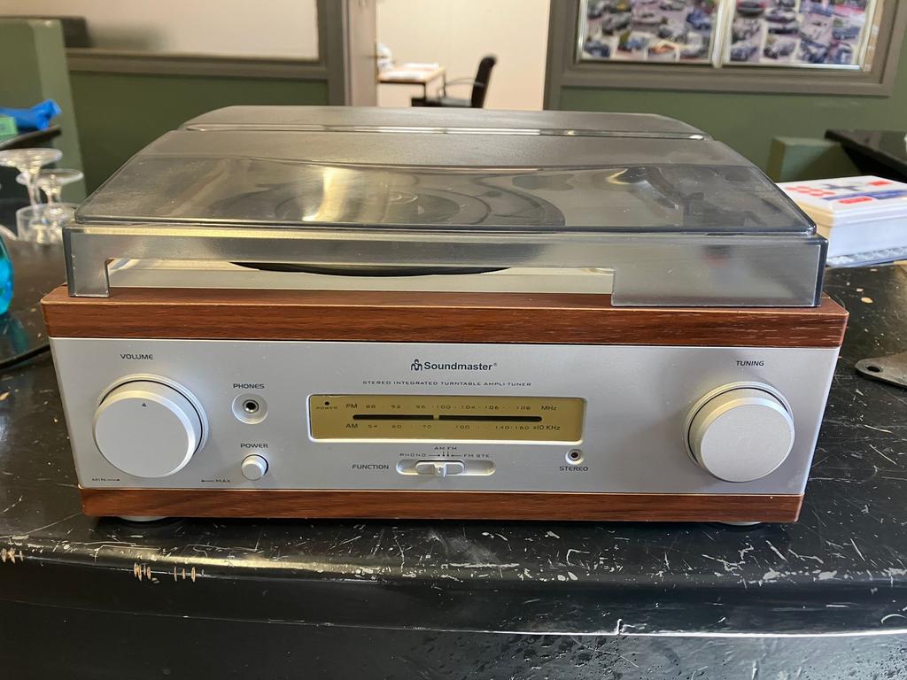 Soundmaster Platenspeler met Radio - Zilver/Hout, Ophalen, Gebruikt, Platenspeler, Overige merken