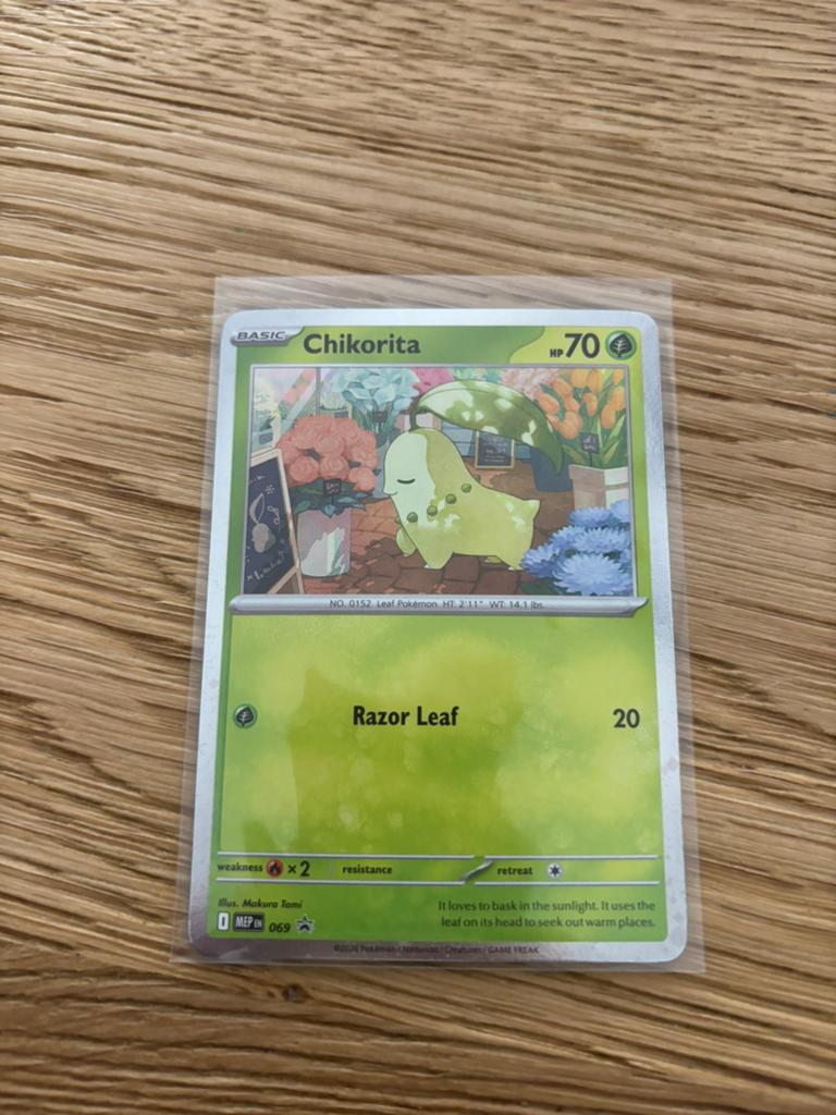 Pokemon tcg Mep 069 promo chikorita, Ophalen of Verzenden, Losse kaart