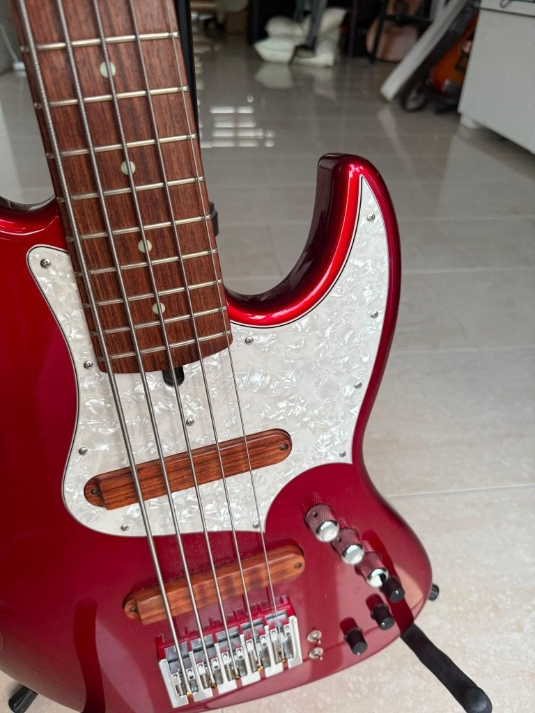 Foto 5 van Xotic XJ-1T 5-string
