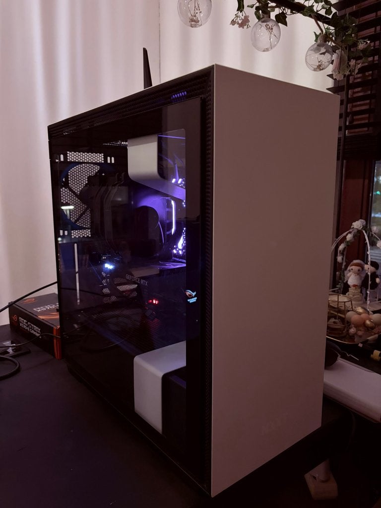 NZXT Game PC (Ryzen 3900X, Noctua NH-D15, RTX 3060Ti, RM850), Computers en Software, Ophalen, NZXT (Behuizing), Zo goed als nieuw
