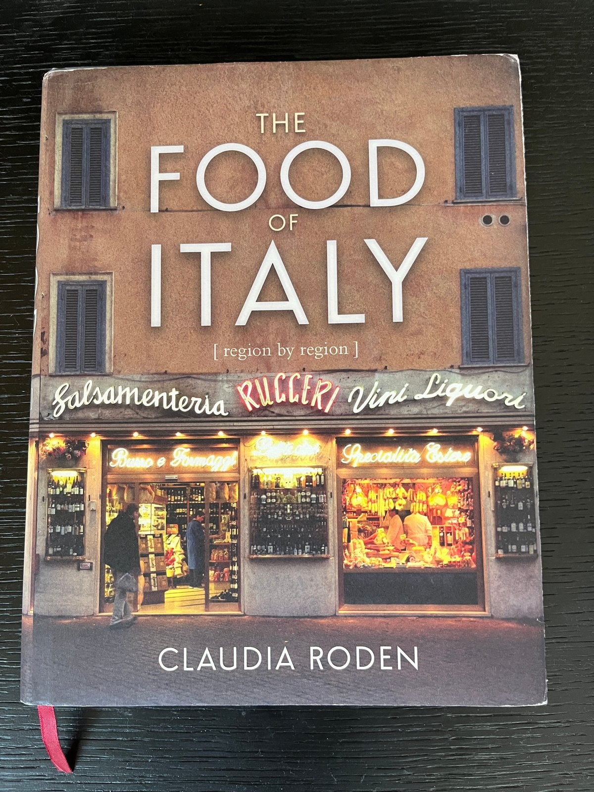 The Food of Italy: Region by Region - Claudia Roden, Boeken, Kookboeken, Ophalen of Verzenden, Zo goed als nieuw, Italië, Voorgerechten en Soepen