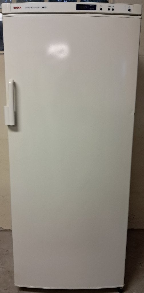 Bosch GSS28421 vriezer A, 6 laden, 262L, prima staat, Gebruikt, 160 cm of meer, Energieklasse A of zuiniger, Ophalen