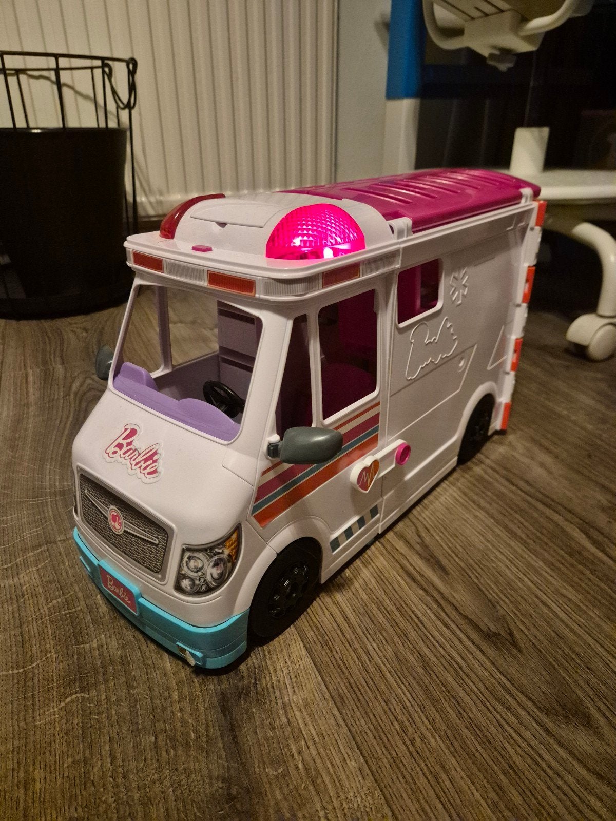 Barbie Ambulance Speelset met Accessoires, Ophalen of Verzenden, Zo goed als nieuw, Jongen of Meisje