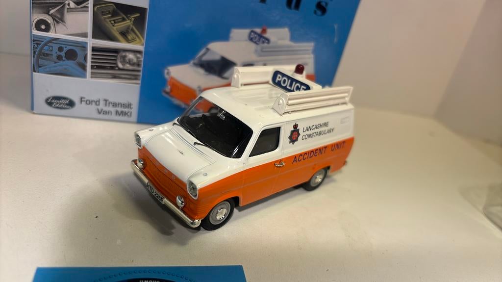 Ford transit van mk1 police vanguards 1.43, Overige merken, Auto, Ophalen of Verzenden, A