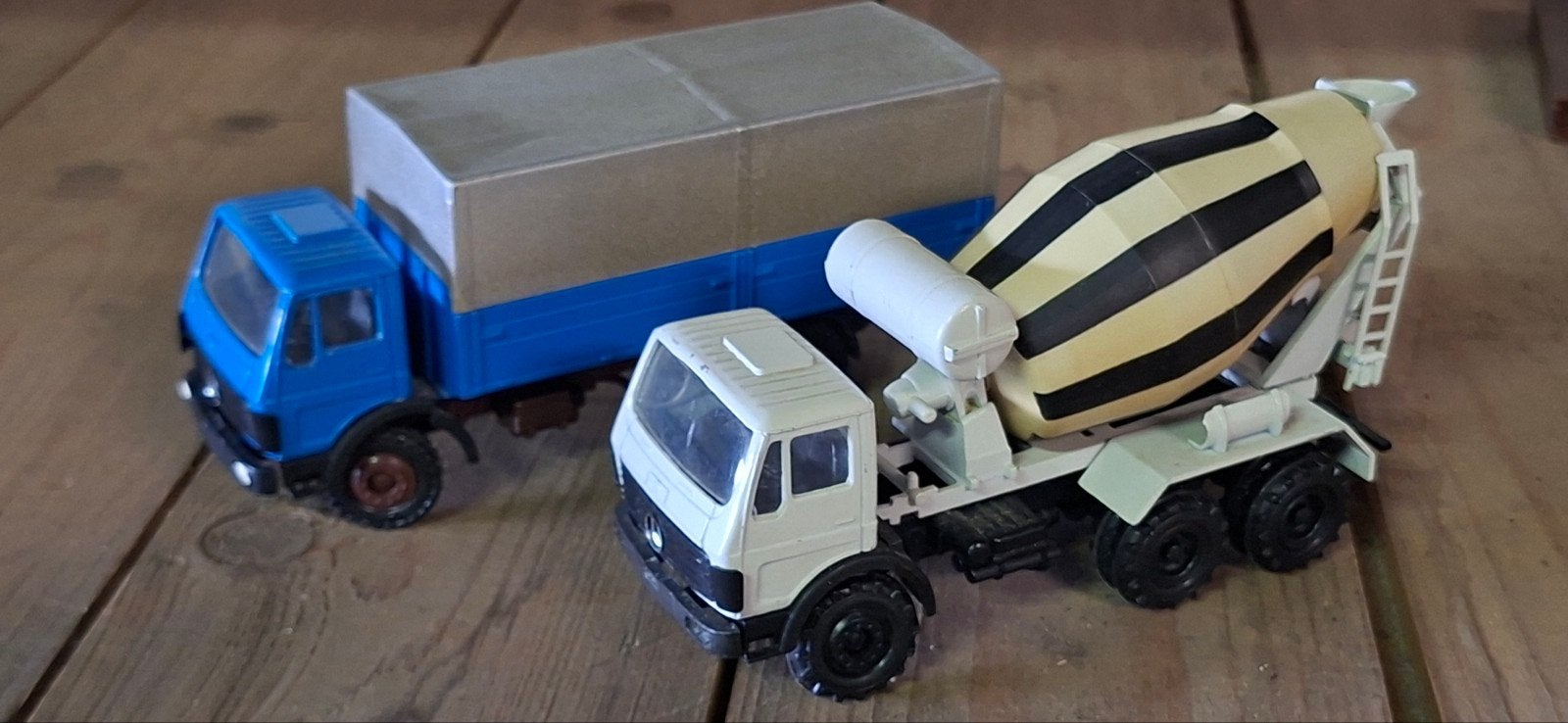 vrachtwagens - Mercedes-Benz modelvrachtwagen mercedes, Gebruikt, Groter dan 1:32, Truck, Ophalen
