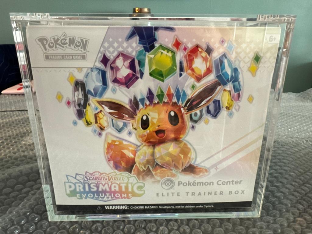 Pokemon Prismatic Pokemon Center Elite Trainer Box, Ophalen, Nieuw, Boosterbox, Foil